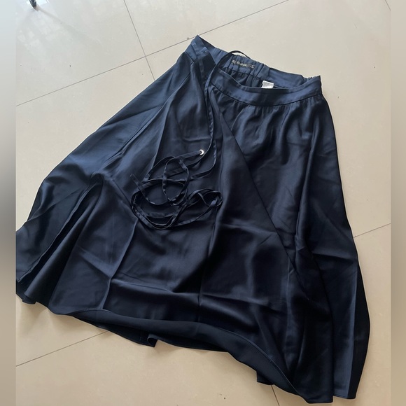 Zara Dresses & Skirts - Zara skirt in satin for sale